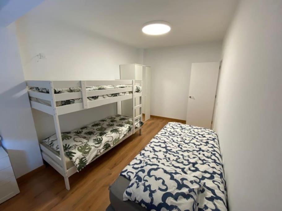 El Apartamento De Reina Victoria Apartment Сантандер Екстериор снимка