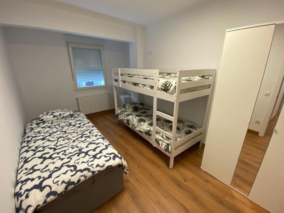 El Apartamento De Reina Victoria Apartment Сантандер Екстериор снимка